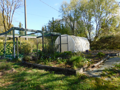 French property for sale in Kergloff, Finistère - €105,000 - photo 2