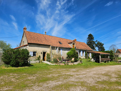 Maison à vendre à Tronget, Allier, Auvergne, avec Leggett Immobilier