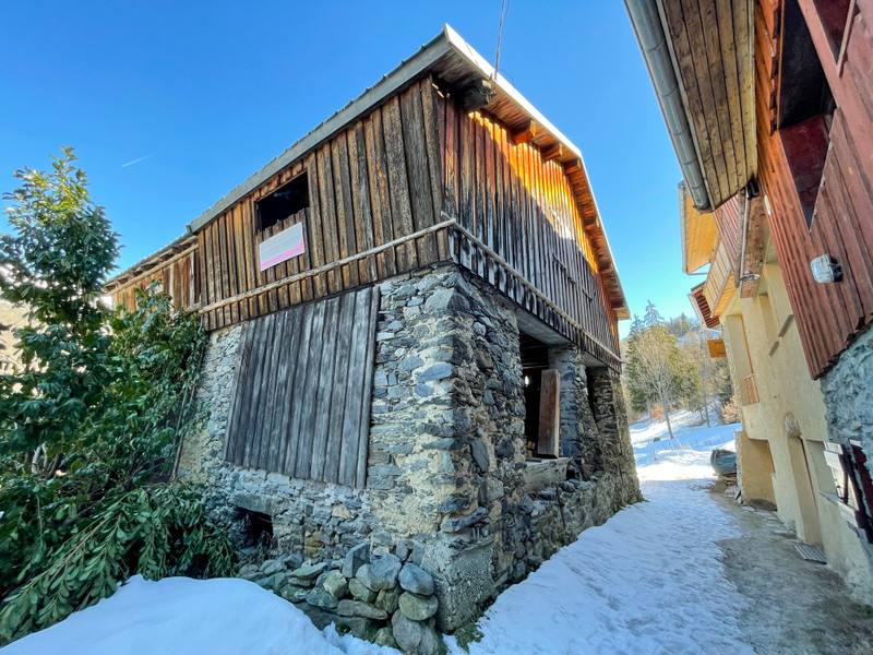 French property for sale in Courchevel, Savoie - &#8364;245,000 - photo 2