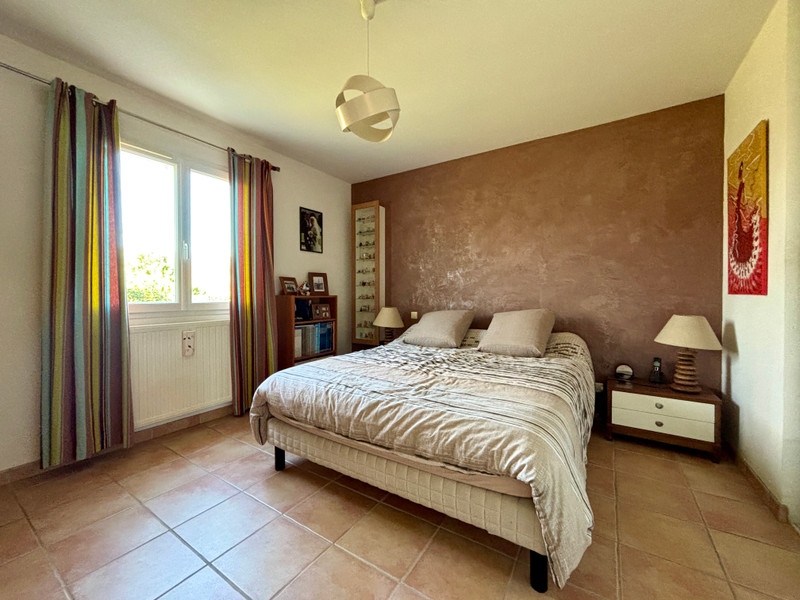 French property for sale in Vinça, Pyrénées-Orientales - €485,000 - photo 8