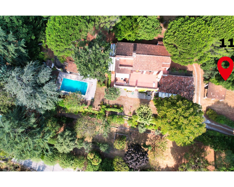 French property for sale in La Garde-Freinet, Var - €147,800 - photo 2