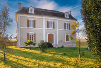 Propriété à vendre à Yviers, Charente - 149 984 € - photo n°1