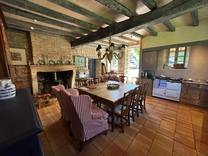 French property for sale in Saint-Seurin-de-Prats, Dordogne - €1,265,000 - photo 3