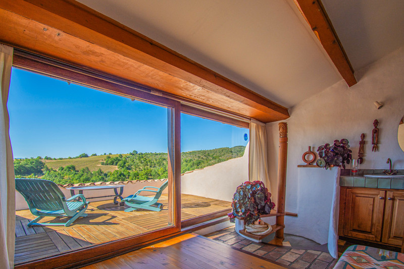 French property for sale in Saint-Julien-d'Asse, Alpes-de-Haute-Provence - €530,000 - photo 1