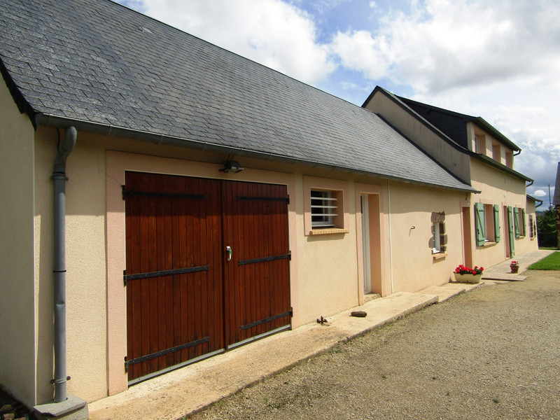 French property for sale in Saint-Christophe-du-Jambet, Sarthe - €282,258 - photo 10