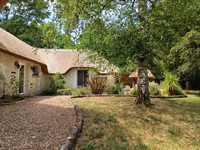 Propriété à vendre à Montbazon, Indre-et-Loire - 644 800 € - photo n°2