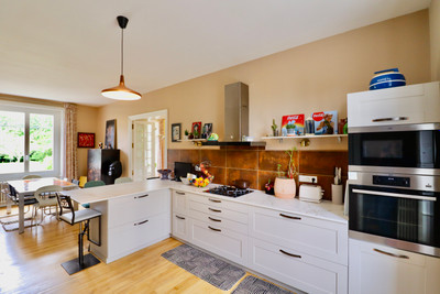 French property for sale in Piégut-Pluviers, Dordogne - €381,600 - photo 1