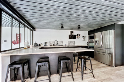 French property for sale in Nice, Alpes-Maritimes - €899,000 - photo 2