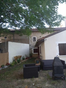 French property for sale in Chaunay, Vienne - €61,600 - photo 2