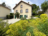 houses and homes for sale inNontronDordogne Aquitaine