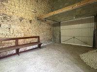 Maison à vendre à Oradour, Charente - 179.000 € - photo 10