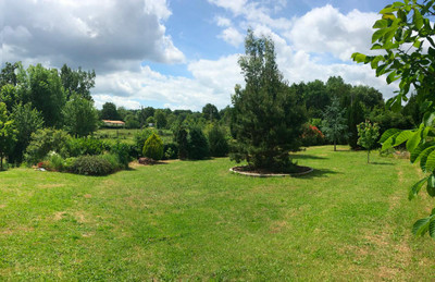 French property for sale in Chabanais, Charente - €178,200 - photo 1