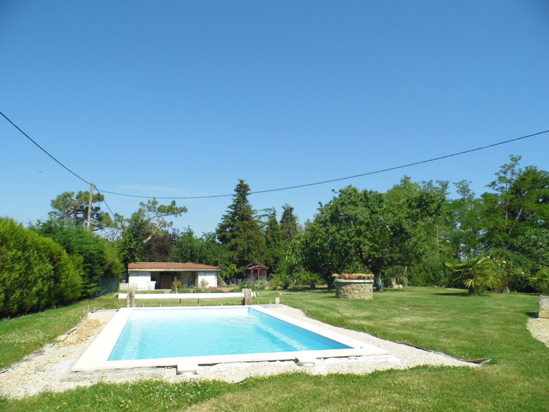French property for sale in Saint-Frajou, Haute-Garonne - &#8364;667,800 - photo 2