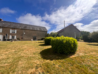 Propriété à vendre à Le Grand-Bourg, Creuse - 520 000 € - photo n°11