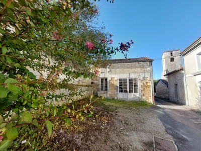French property for sale in La Rochebeaucourt-et-Argentine, Dordogne - €30,000 - photo 2