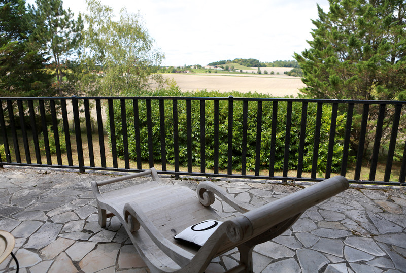 French property for sale in Cherval, Dordogne - &#8364;278,200 - photo 8