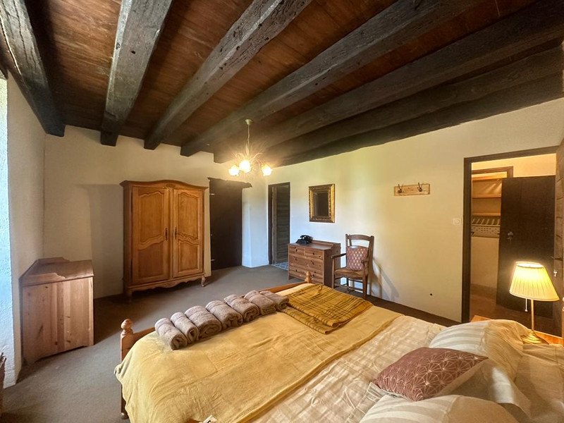 French property for sale in Champagne-et-Fontaine, Dordogne - €275,000 - photo 4