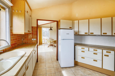 French property for sale in Mane, Alpes-de-Haute-Provence - €400,000 - photo 6