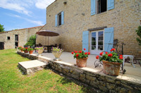 Maison à vendre à Fontaine-Chalendray, Charente-Maritime - 318 000 € - photo 7