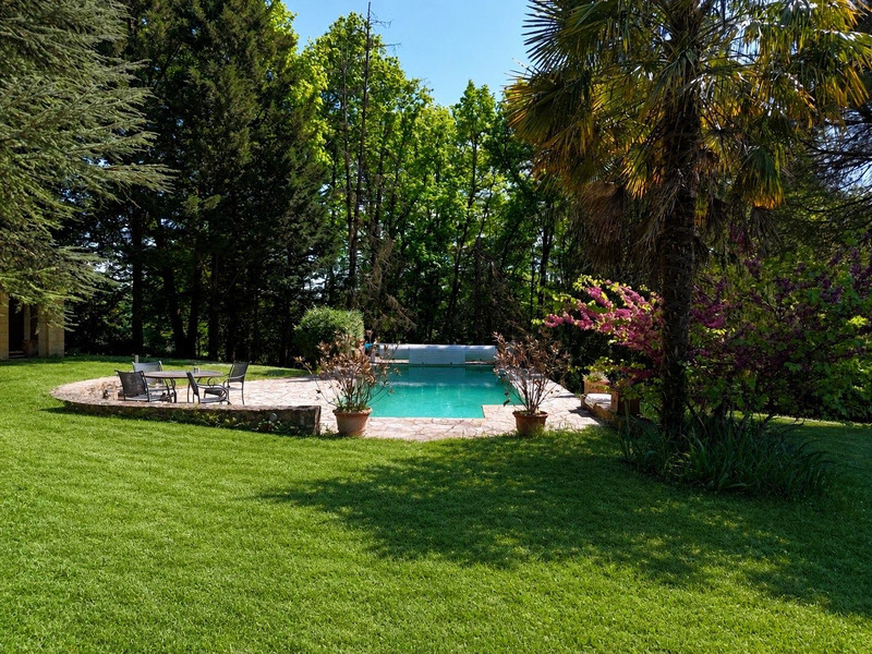French property for sale in La Chapelle-Aubareil, Dordogne - €895,000 - photo 2
