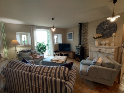 French property for sale in Crosmières, Sarthe - €260,000 - photo 7