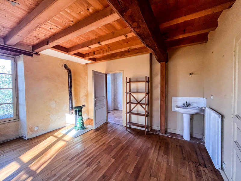 French property for sale in Marsais, Charente-Maritime - €267,500 - photo 3