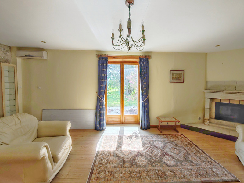 French property for sale in Sérigny, Vienne - €202,500 - photo 1