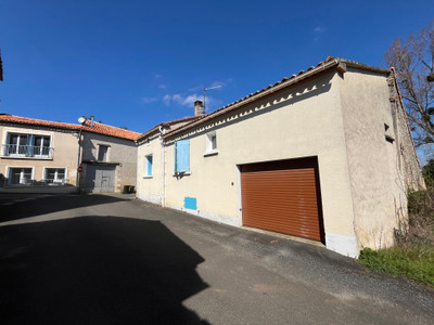 French property for sale in Charras, Charente - €115,000 - photo 2