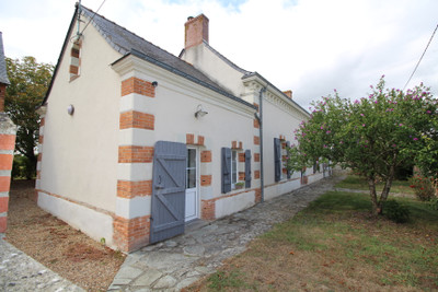 French property for sale in Chemillé-en-Anjou, Maine-et-Loire - €299,500 - photo 3