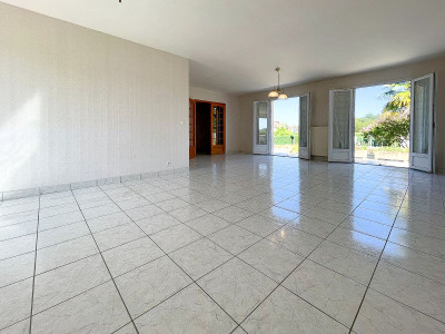 French property for sale in Montignac, Dordogne - €314,000 - photo 5