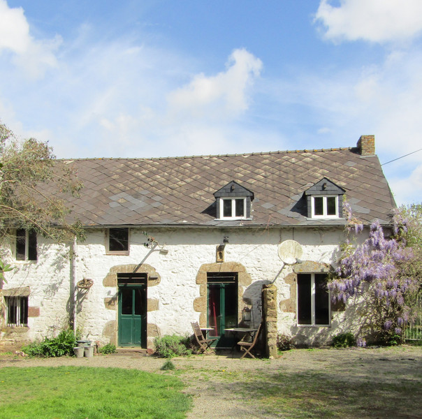 French property for sale in Saint-Pierre-sur-Orthe, Mayenne - €215,053 - photo 9