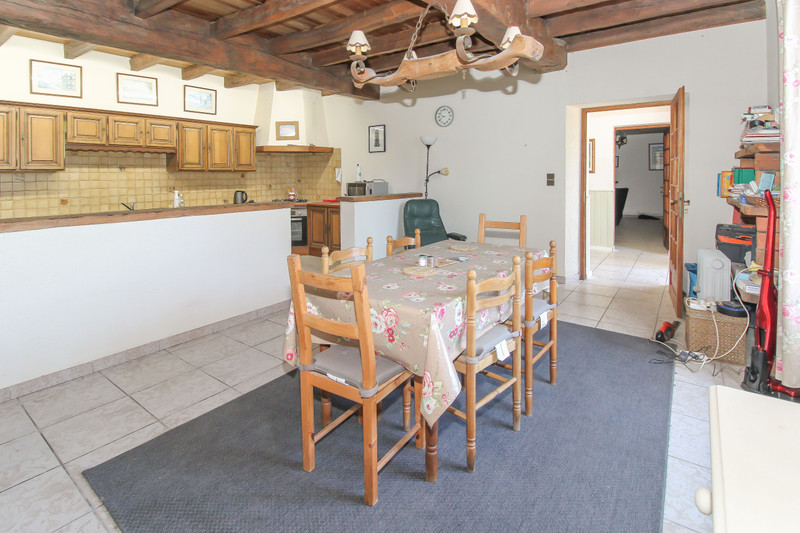 French property for sale in Faye-l'Abbesse, Deux-Sèvres - €200,000 - photo 2