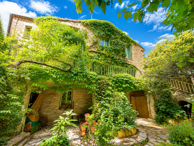 Maison à vendre à Pézenas, Hérault, Languedoc-Roussillon, avec Leggett Immobilier