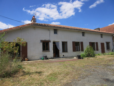 Maison à vendre à Saint-Gaudent, Vienne, Poitou-Charentes, avec Leggett Immobilier