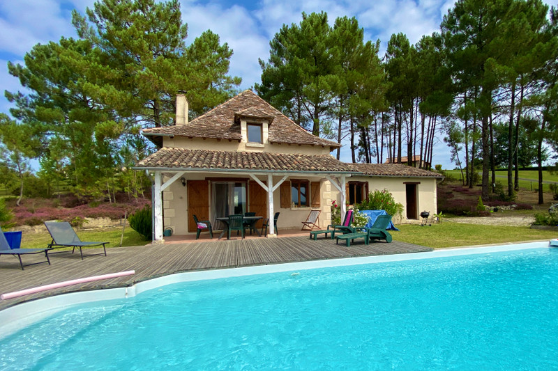 Maison à vendre à Saint-Méard-de-Gurçon, Dordogne - 306 020 € - photo 1