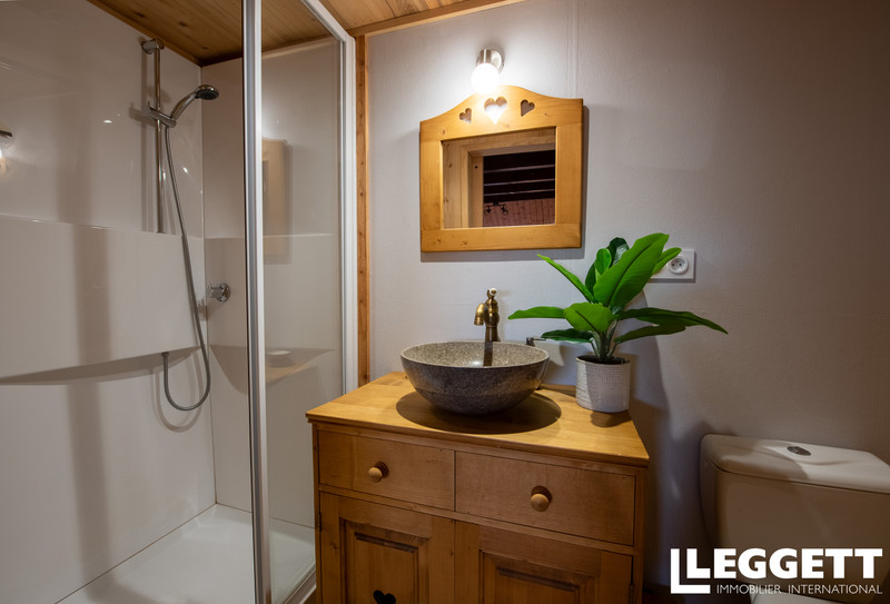 French property for sale in Uzelle, Doubs - €249,800 - photo 10