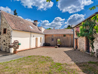 Maison à vendre à Magnac-Laval, Haute-Vienne - 291.500 € - photo 1