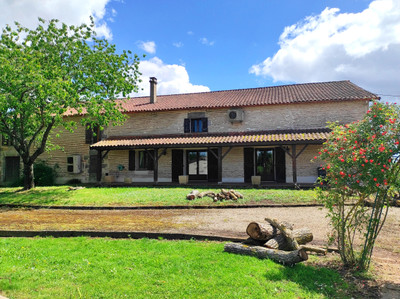 Maison à vendre à Sénestis, Lot-et-Garonne, Aquitaine, avec Leggett Immobilier