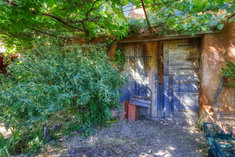 French property for sale in Roussillon, Vaucluse - €437,000 - photo 9