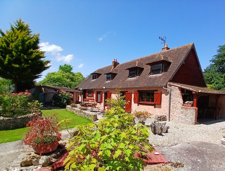 French property for sale in Beauche, Eure-et-Loir - €399,000 - photo 0