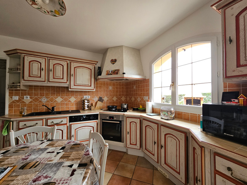 French property for sale in Prémilhat, Allier - €325,000 - photo 2