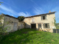 Maison à vendre à Baignes-Sainte-Radegonde, Charente - 182.069 € - photo 2