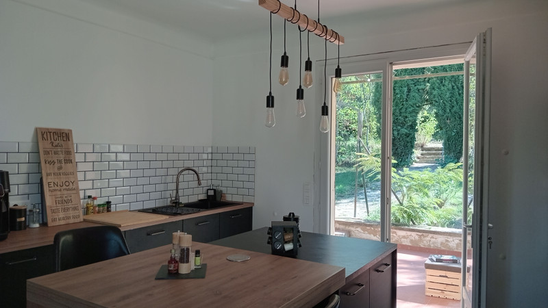 French property for sale in Apt, Vaucluse - €299,000 - photo 5