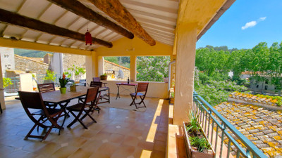 Maison à vendre à Bize-Minervois, Aude, Languedoc-Roussillon, avec Leggett Immobilier