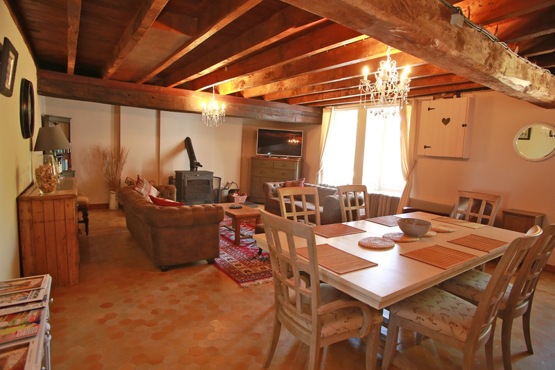 French property for sale in Verteillac, Dordogne - &#8364;594,999 - photo 3