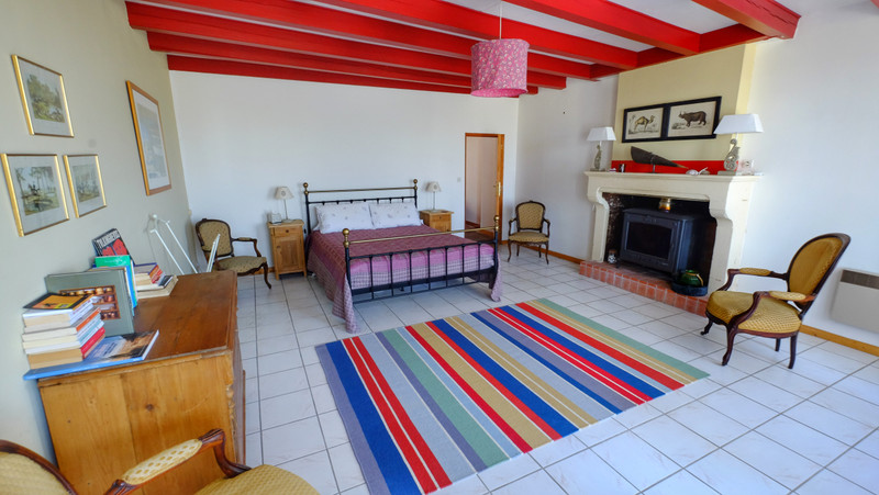 French property for sale in Landes, Charente-Maritime - €298,000 - photo 4