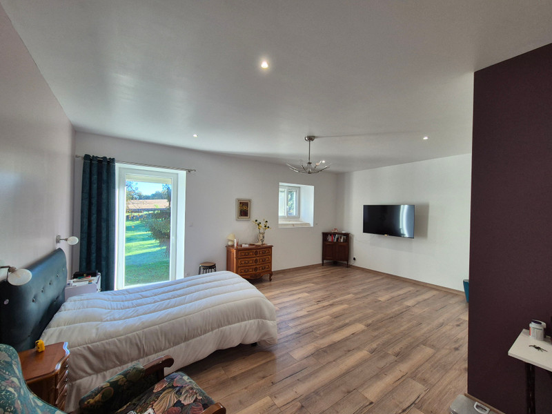 French property for sale in Agonac, Dordogne - €849,000 - photo 9