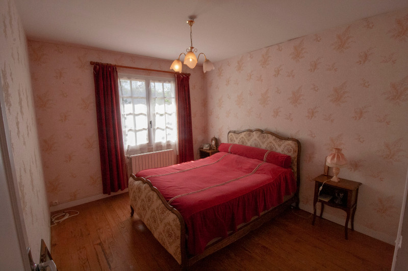 House in CollevillesurMer Calvados Under Offer.... WALK TO OMAHA