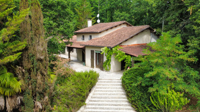Maison à vendre à Saint-Quentin-de-Chalais, Charente, Poitou-Charentes, avec Leggett Immobilier