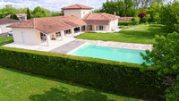 Maison à vendre à Orival, Charente - 388.500 € - photo 1